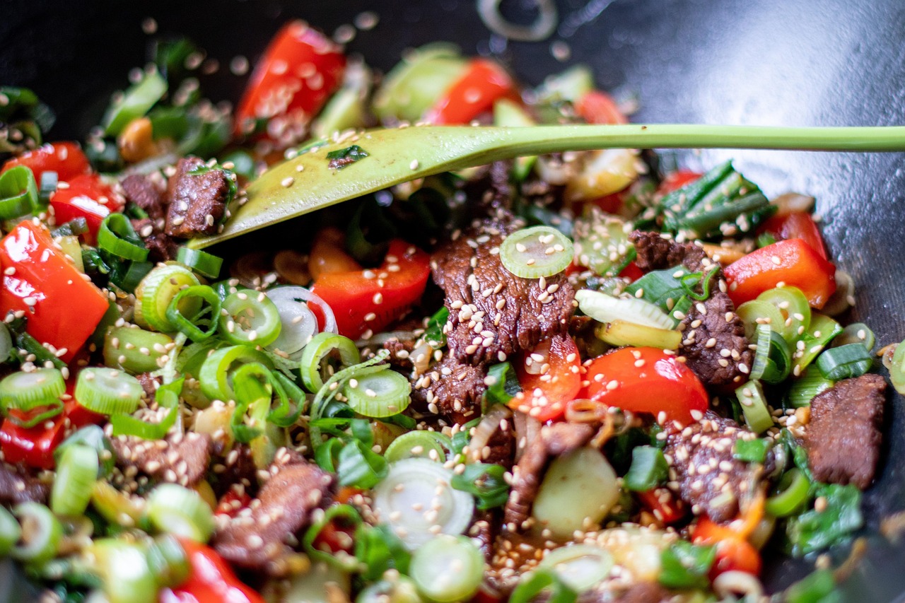 découvrez un délice culinaire asiatique avec notre plat exceptionnel : des saveurs authentiques, des ingrédients frais et une expérience gustative inoubliable qui éveillera vos papilles.