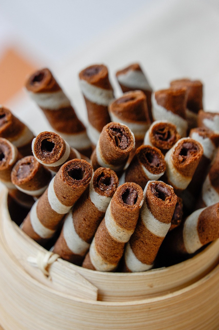 découvrez des hors-d'œuvre élégants qui raviront vos invités et ajouteront une touche de sophistication à vos réceptions. parfaits pour toutes les occasions, ces amuse-bouches allient saveur et présentation raffinée.