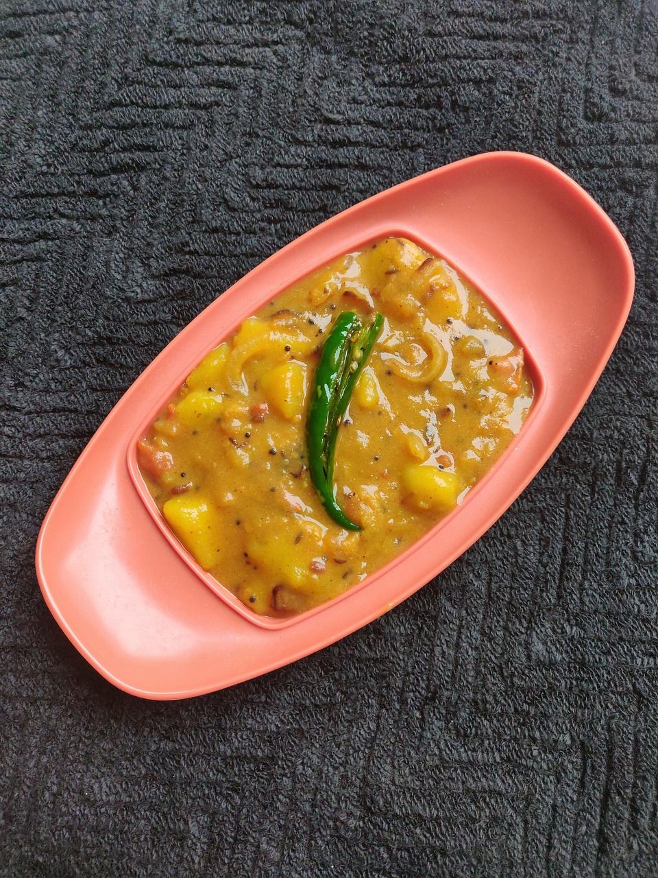 découvrez tout sur le curry indien : origines, recettes traditionnelles, épices authentiques et conseils pour préparer facilement ce plat savoureux à la maison. un voyage gourmand en inde !