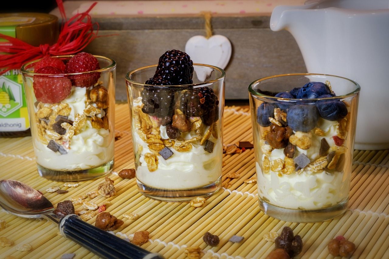 découvrez nos délicieuses recettes de desserts vegan, saines et savoureuses, parfaites pour toutes les envies sucrées sans produits d'origine animale.