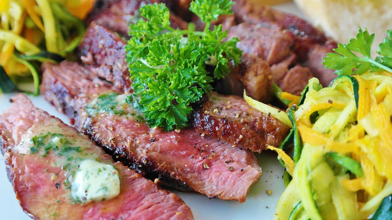 découvrez les meilleures alternatives à la viande, idéales pour une alimentation saine, durable et respectueuse des animaux. guide complet sur les substituts végétariens et véganes, leurs bienfaits et conseils de préparation.